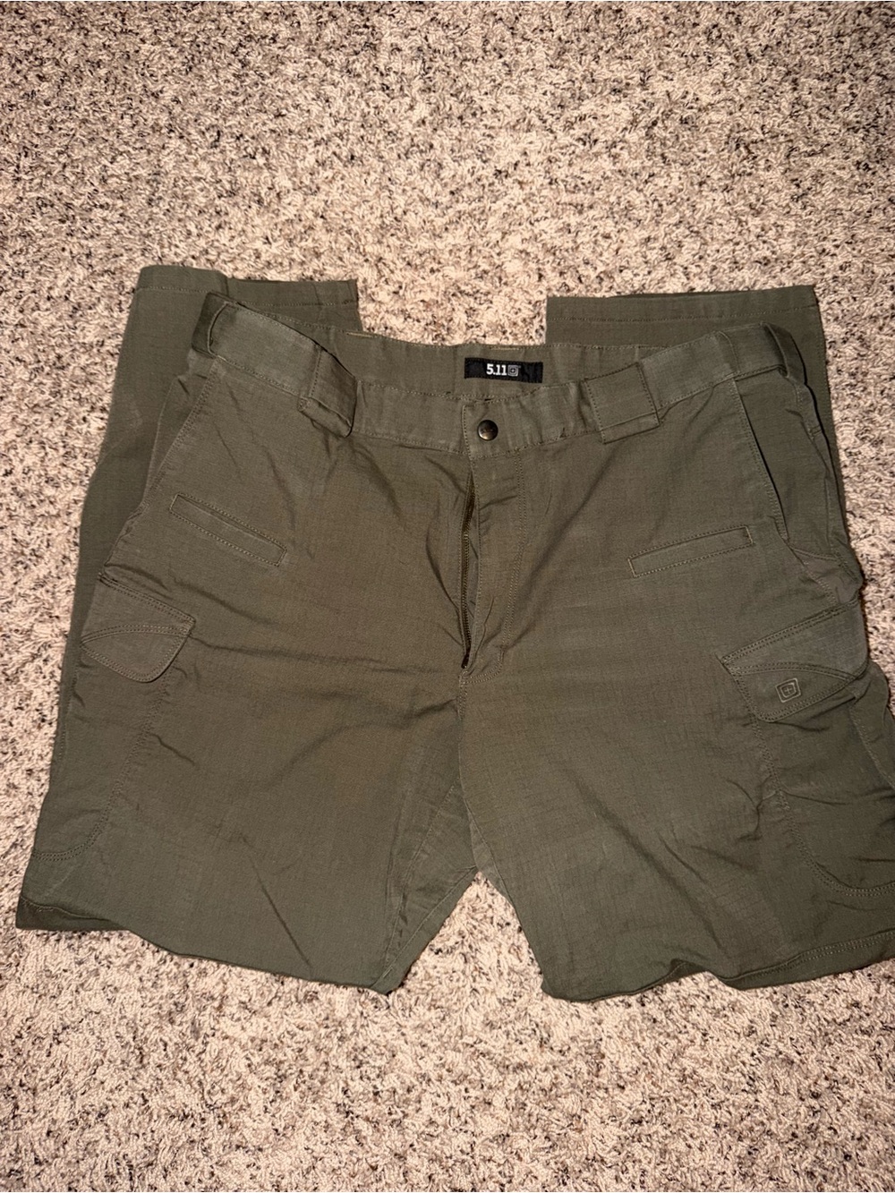 2 Pair 5.11 Tactical Men's Cargo Shorts in Black and Olive 36x30 - Picture 5 of 6
